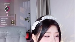 ️国民女神【Kiki-2025】圣诞装丝袜诱惑、口爆，潮喷、拉珠 边喷边搅 截图10