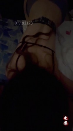 顶级约炮大神『电瘾)』约各种良家妹子！大鸡巴灌满反差婊小母狗骚穴 羡慕大神的钞能力 夜夜做新郎 截图9