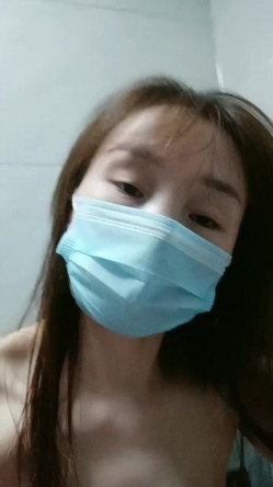 没想到还福利的露了脸【绝品】【00后的姑娘】12天合集（中）清纯美乳少女，这奶子真美啊，做爱道具秀！ 截图6