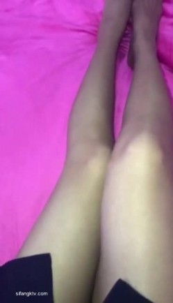 【真实空姐 ️稀缺航空】极品制服『空姐』反差婊私拍集 佳妮空姐多名女神接机啪啪 穿空姐制服做爱 截图7