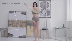 韩国美女性感内衣丝袜换装视频合集 截图16