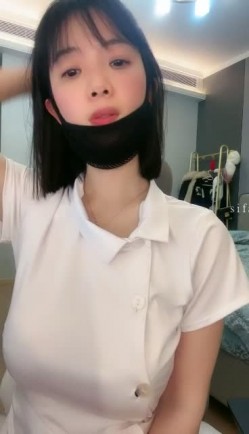绿播下海！顶级G奶女神~【暖暖】扣穴自慰！绝对秒射，童颜巨乳！ 截图8