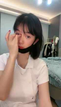 绿播下海！顶级G奶女神~【暖暖】扣穴自慰！绝对秒射，童颜巨乳！ 截图9