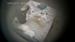 酒店偷拍 年轻情侣就是体力好除了吃饭睡觉就一直腻歪啪啪男友还拿手机拍照留念 截图14
