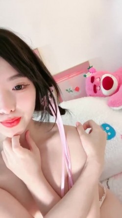 梦寐以求的女神下海！~【绵绵冰】逆天颜值，最强尺度，值得撸，黑丝美腿，水汪 截图10