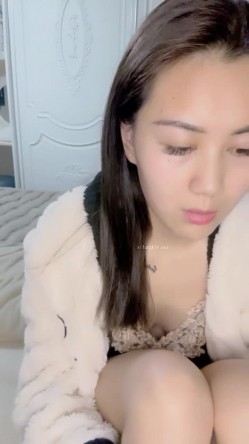 新人！极品御姐【爱喝开水】长腿高跟~足交爆添~女上位啪啪 截图10