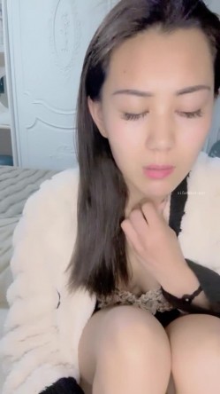 新人！极品御姐【爱喝开水】长腿高跟~足交爆添~女上位啪啪 截图14