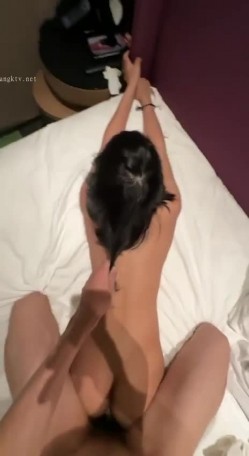 三月最新泄密流出约炮大神 ️华东最帅的男人 ️酒店约炮淫乱双飞约炮各种学生妹 截图8