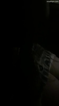 大佬黑白DOM老Zz字母交流圈封神作品反差母狗SM调教群P大神 截图15