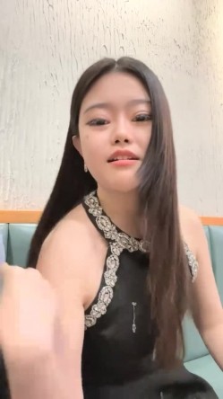 酒店女神，醉生梦死的每一天，羡煞众人，【03年安琪拉表妹】，夜店狂欢，喝醉都吐了，酒店啪啪 截图4