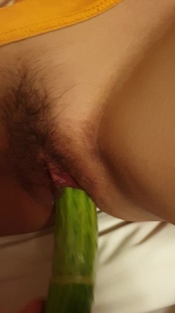 小情侣自拍流出 高颜值魔鬼身材妹子调教 清纯的外表掩饰不了内心的淫荡 截图14
