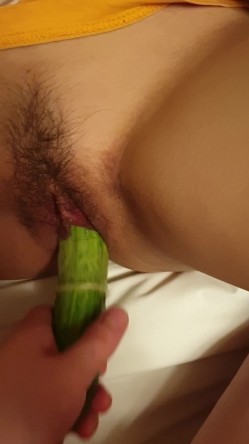 小情侣自拍流出 高颜值魔鬼身材妹子调教 清纯的外表掩饰不了内心的淫荡 截图16