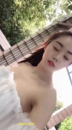 曾经火爆全网的私圈土豪定制高颜值大二露脸美女吴x晶学校宿舍紫薇露出 截图7