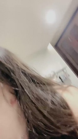 车模下海！性感颜值美女！深夜收费房操逼，特写视角猛怼骚穴，美臀骑乘位，呻吟嗲嗲好骚 截图16