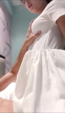 极品露脸反差母狗福利大合集 截图9