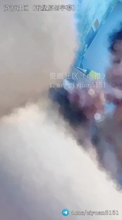 国内真实绿帽淫妻夫妇「济宁旺仔夫妻」她们接吻抠逼，让我给单男吃鸡吧，然后我竟然把他口射了，他前兆都没有直接射我嘴里了 截图3