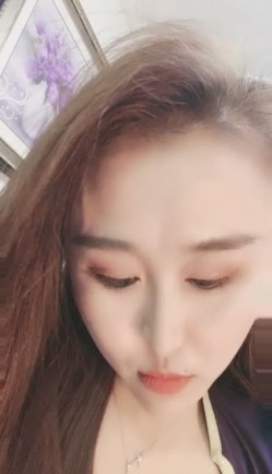 情趣制服新人美女！应观众要求秀一波！揉搓骚穴特写，跳蛋塞入开大档，流出淫水，叫起来太骚了 截图11