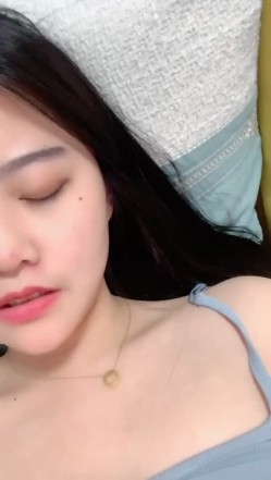 倾国倾城校花级！【李嘉欣】这么漂亮都下海了，爽翻，土豪的钱不好忽悠了，全裸，真美 截图14