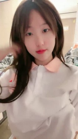 超漂亮！校花级女神~【为笨蛋争口气】扣穴自慰！爽出白浆 截图15