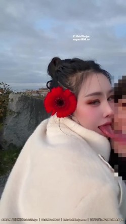 超美整活御姐汐梦瑶最新 公园里美女穿着过膝黑丝头戴大红花 人前大胆口交 然后找个无人的地方啪啪 截图15