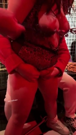 推特调教大神『Master』最新重度调教私拍 性虐+内射+多交+饲养众女奴 截图6