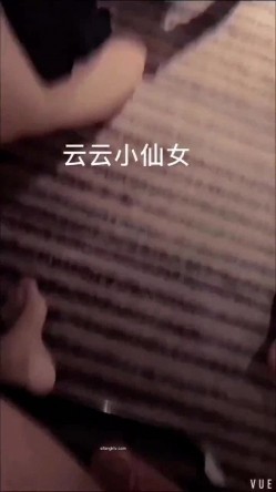 【真实空姐 ️稀缺航空】极品制服『空姐』反差婊私拍集 佳妮空姐多名女神接机啪啪 穿空姐制服做爱 截图15