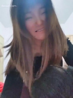 高颜值学妹性爱泄密甄选 记录美好性爱生活 青春肉体迎接猛烈撞击 截图2