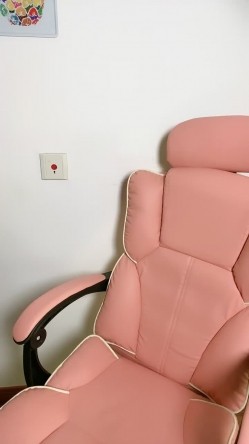 推荐！三个G奶美人~【芊芊小可爱】道具狂插~超级过瘾~ 截图13