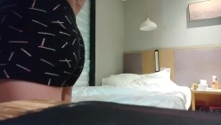 喜欢轻熟女少妇的年轻小哥模仿探花洗浴会所楼凤嫖妓偷拍实录 截图16