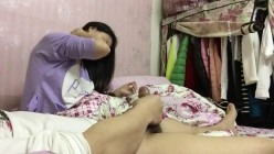 云盘高质露脸泄密，贵州良家少妇【任蕾】婚内出轨，与情人大玩性爱自拍，啪啪道具紫薇吹箫 截图12