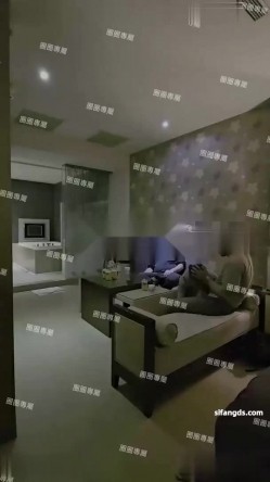 约啪大神，【圈圈】，单男灌醉兄弟，独享兄弟老婆，小母狗在老公眼前就开始发浪吃单男鸡巴 截图9