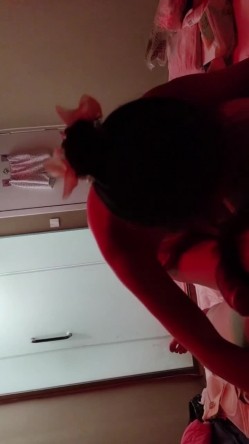 会所探店、花几百块把人家的老婆玩了，这技师的口活好酸熘，毒龙蚂蚁上树，吸得鸡巴硬死了！ 截图9