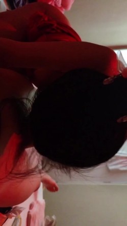会所探店、花几百块把人家的老婆玩了，这技师的口活好酸熘，毒龙蚂蚁上树，吸得鸡巴硬死了！ 截图12