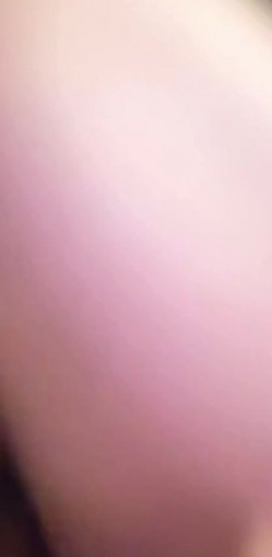 《云盘泄密》大二学妹和富二代男友之间的私密被曝光 截图2
