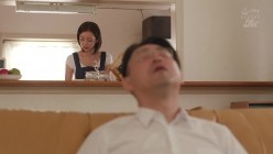 NIMA-026 実写版！母さんじゃなきゃダメなんだっ！！1＆2 シリーズ累計22万DL超え！衝撃の「母子相姦」決定版！ 美咲かんな 截图16