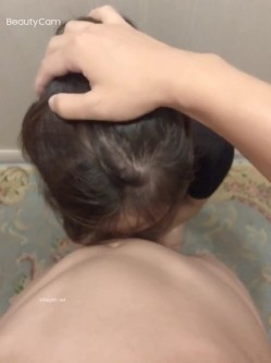 【绿帽淫妻 ️性爱狂】极品淫乱夫妻『小肥羊不是羊』最强性爱私拍 绿帽老公开发娇妻勾引前男友 卖淫3P蒙眼换人做爱 截图16
