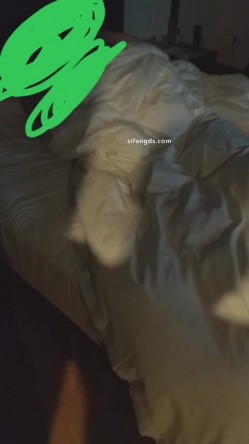 真实绿帽博主，【王军】让老婆陪各个不同单男啪啪，各种特写插穴，太淫乱了 截图5