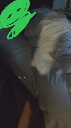 真实绿帽博主，【王军】让老婆陪各个不同单男啪啪，各种特写插穴，太淫乱了 截图12