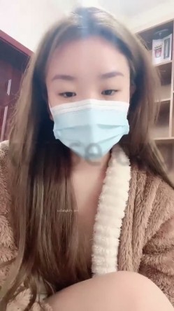 精品推荐 【惠子同学】 甜美少女~天然美乳蜜桃臀刀片刮毛洗澡直娇喘喷水 截图5