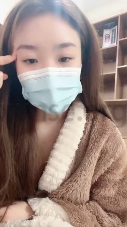 精品推荐 【惠子同学】 甜美少女~天然美乳蜜桃臀刀片刮毛洗澡直娇喘喷水 截图6
