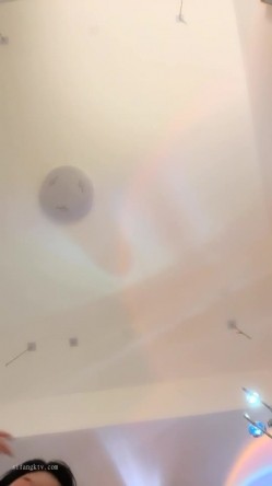 核弹！新女神下海~20小时~【马日安娜】这个真的很漂亮（下部）！来大姨妈还大秀，经血直流，略重口~！ 截图1