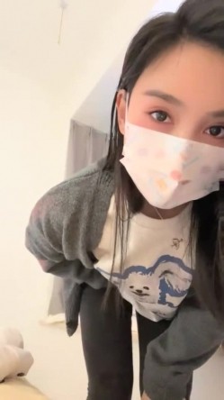 核弹！新女神下海~20小时~【马日安娜】这个真的很漂亮（下部）！来大姨妈还大秀，经血直流，略重口~！ 截图14