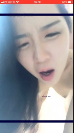 师范院校单纯漂亮的小美女被学长男友带到酒店洗澡时按着头口爆,又在床上后插式猛干! 截图6
