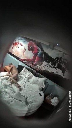 精品资源，全网最全的蜘蛛侠大圆床房偷拍，中青年夫妻情侣居多，也有年轻的学生情侣 截图10