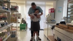 MUKD-507 万引き冤罪レ×プ 脅迫され性処理肉便器として孕むまで中出しされ続けた無実の制服美少女 菊池はる 截图10
