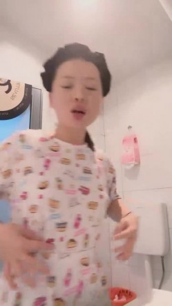 【陪我沦陷】超骚欲姐，极品美乳，户外裸奔，车震无套狂干，白花花的肉体尽情玩弄，推荐！ 截图9