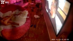 【萤石云摄像头】偷情女被暴力肛交 灌酒 操哭了19V，晚上吃夜宵时被强制按床上灌酒，大叫 哭了 截图15