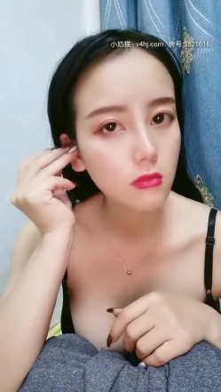 国产小宝贝宝宝妹妹打着哈欠 非常困穿着全黑内衣慢慢跳着脱衣舞 截图6