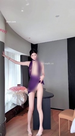 【私房加密破解】 秀人网 晚苏Erikaki 紫色透视连衣裙 写真+视频 截图7