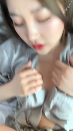 最强付费平台剧情新作之《好久不见的骚表妹来访》各种姿势操 淫词浪语层出不穷 超清3K原版 截图16